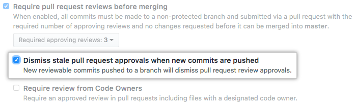 Caixa de seleção Dismiss stale pull request approvals when new commits are pushed (Ignorar aprovações de pull requests obsoletas ao fazer push de novos commits)