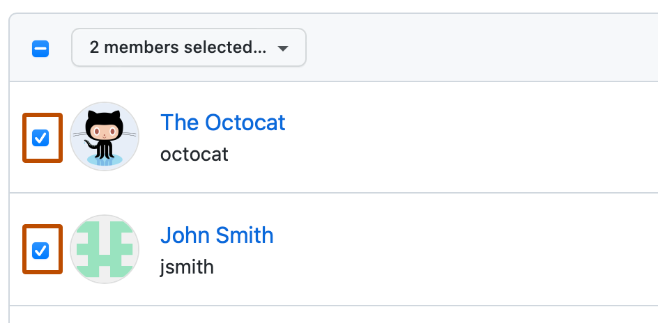 조직 구성원 목록에 있는 첫 두 사용자의 스크린샷. 각 구성원의 왼쪽에는 확인란이 선택되어 있고 진한 주황색 윤곽선으로 표시되어 있습니다.