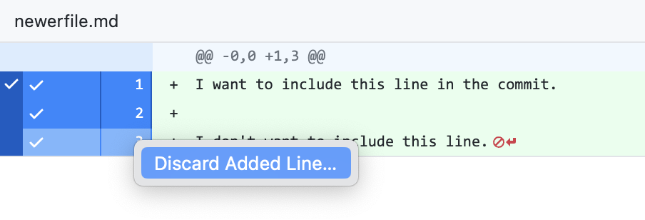 ファイルの差分ビューのスクリーンショット。 コンテキスト メニューで [Discard Added Line] (追加した 1 行の破棄) にカーソルが置かれ、青色で強調表示されています。