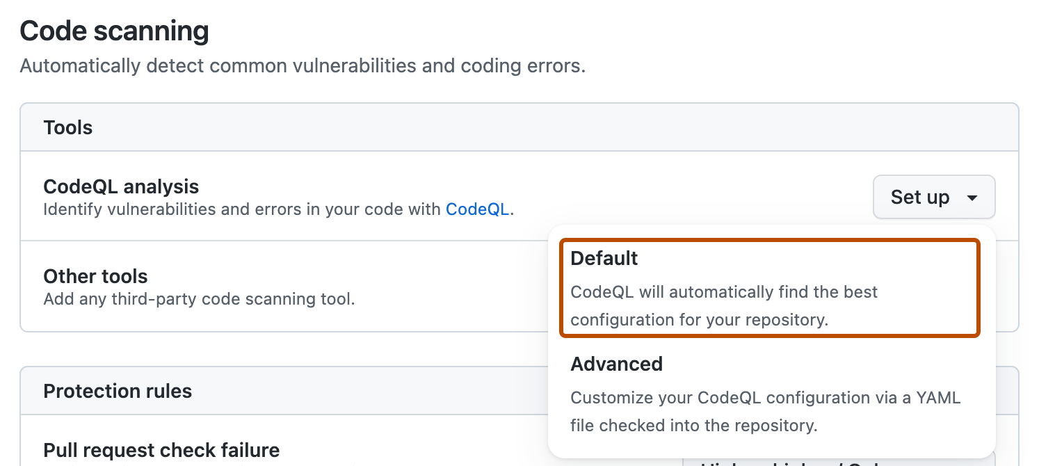 [Code security and analysis] 設定の [Code scanning] セクションのスクリーンショット。 [既定のセットアップ] ボタンがオレンジ色のアウトラインで強調されています。